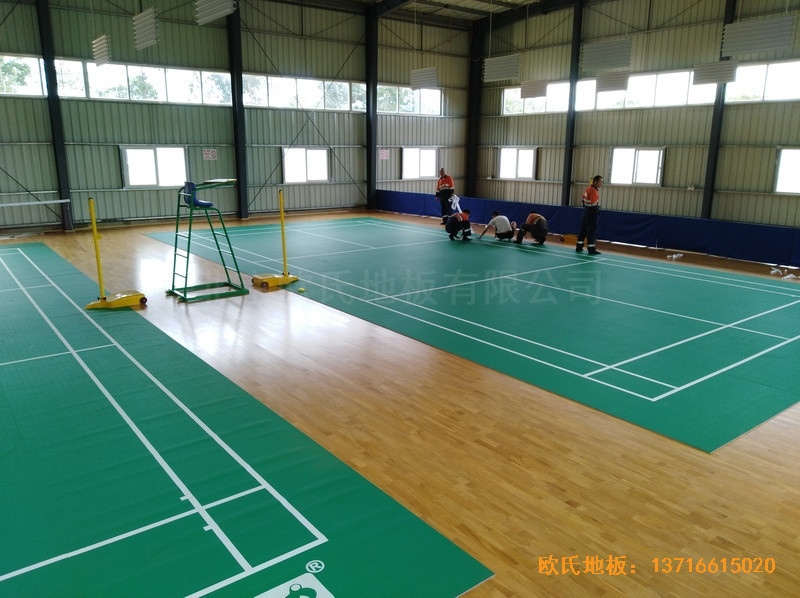 巴布亞新幾內亞羽毛球館體育地板鋪設案例4
