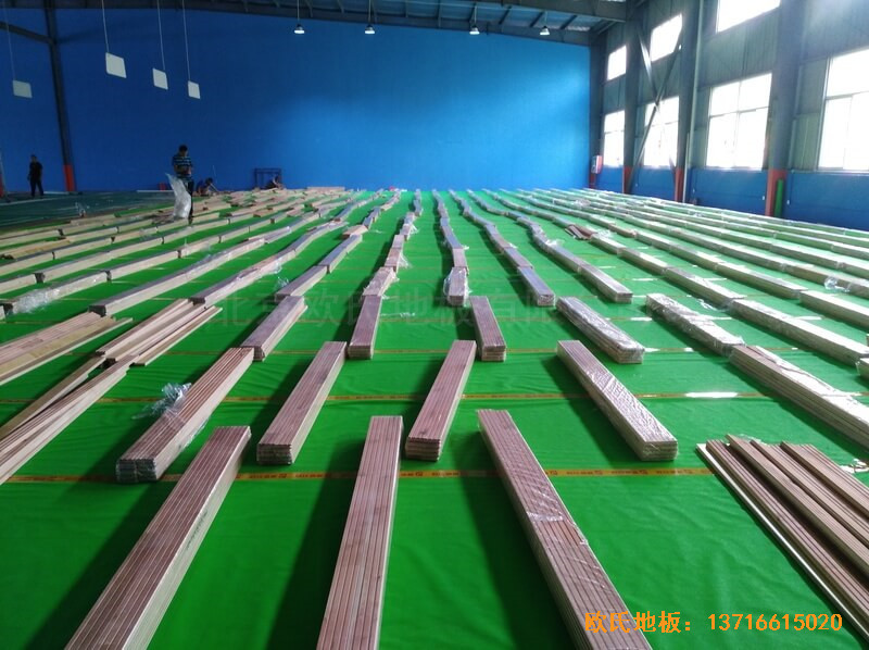 江蘇江陰市榜樣體育俱樂部體育地板鋪設案例4
