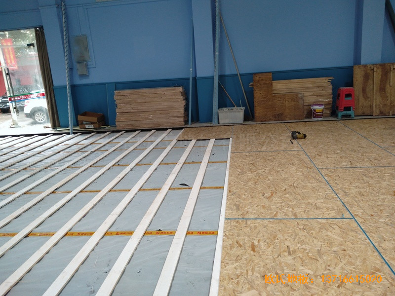 湖北武漢新華路體育場羽毛球館體育地板鋪設案例2