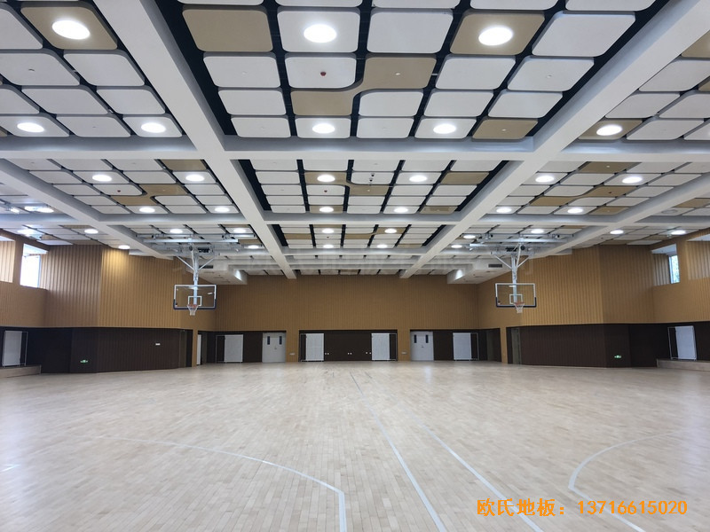 北京昌平新東方體育館體育木地板施工案例4
