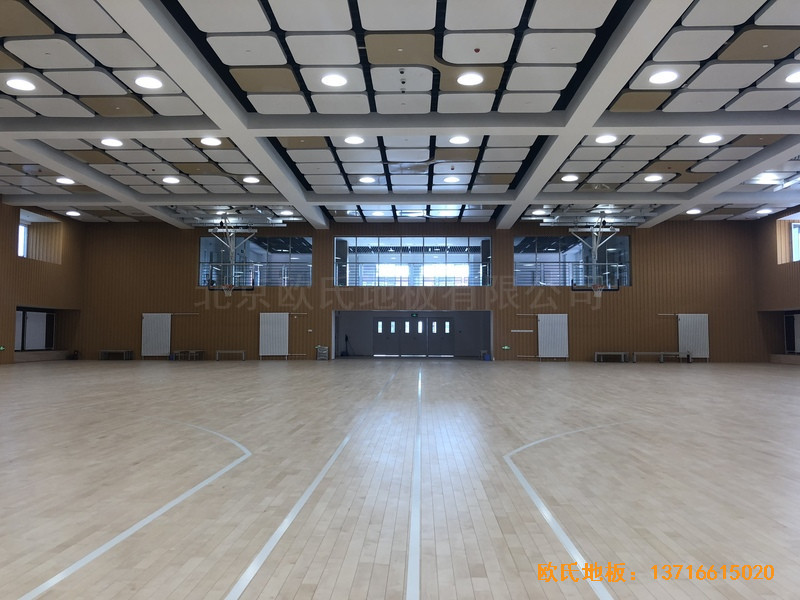 北京昌平新東方體育館體育木地板施工案例5