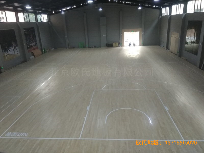 山西長治雙創夢工廠籃球體育地板安裝案例5