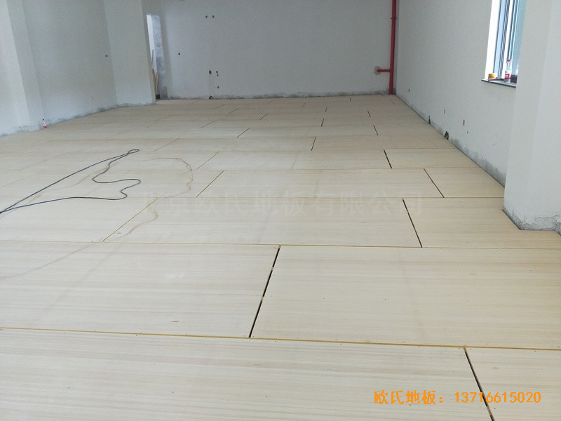 杭州分水鎮徐凝小學運動館運動地板安裝案例2