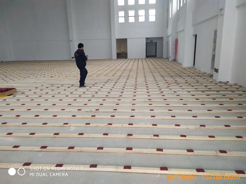 浙江寧波熱電公司籃球館運動地板鋪設案例1