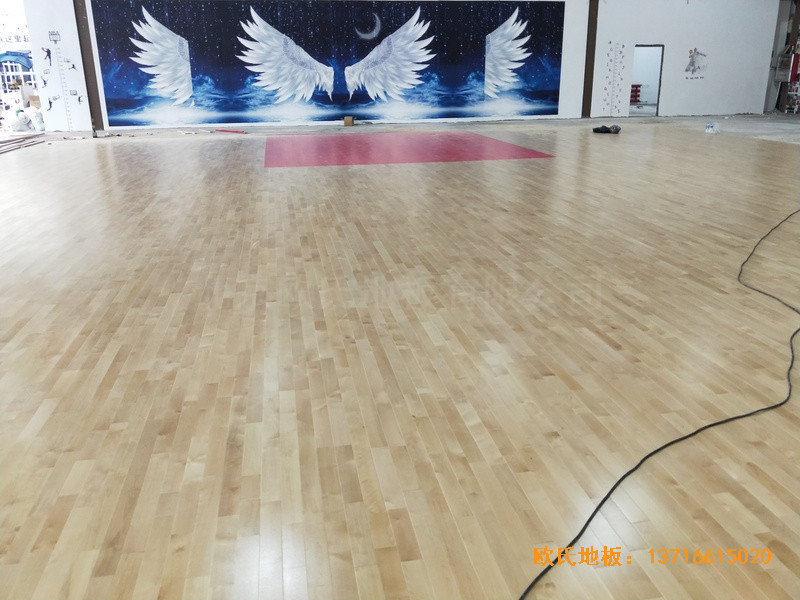 長春CBD汽車生活館籃球館運動木地板鋪設案例4