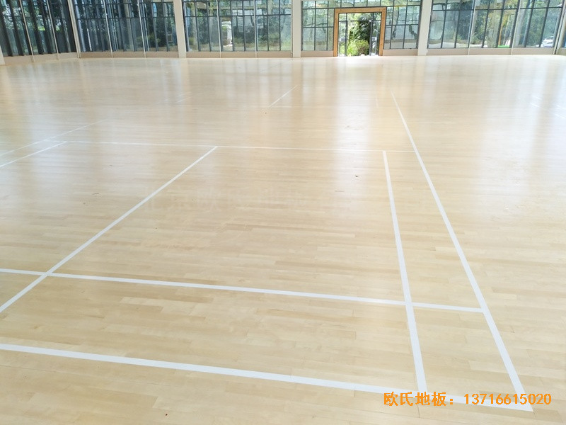 云南羅平縣人民法院運動館運動木地板鋪裝案例5