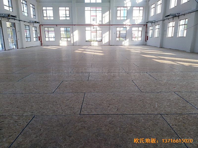 北京良鄉1534部隊運動館體育木地板鋪裝案例2