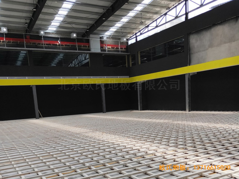 南陽體育籃球俱樂部體育地板安裝案例1