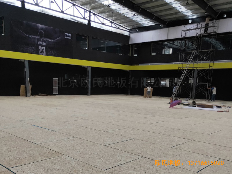 南陽體育籃球俱樂部體育地板安裝案例2