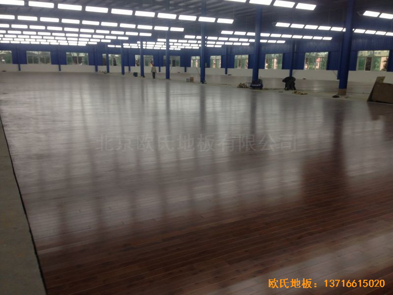 四川綿陽個人球館體育地板施工案例5