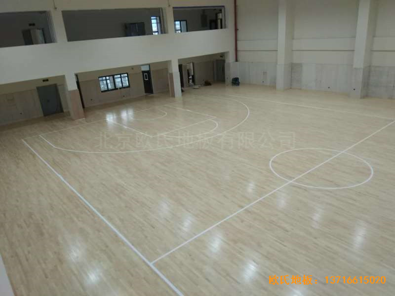 上海濱江文教區三樓籃球館體育木地板鋪設案例0
