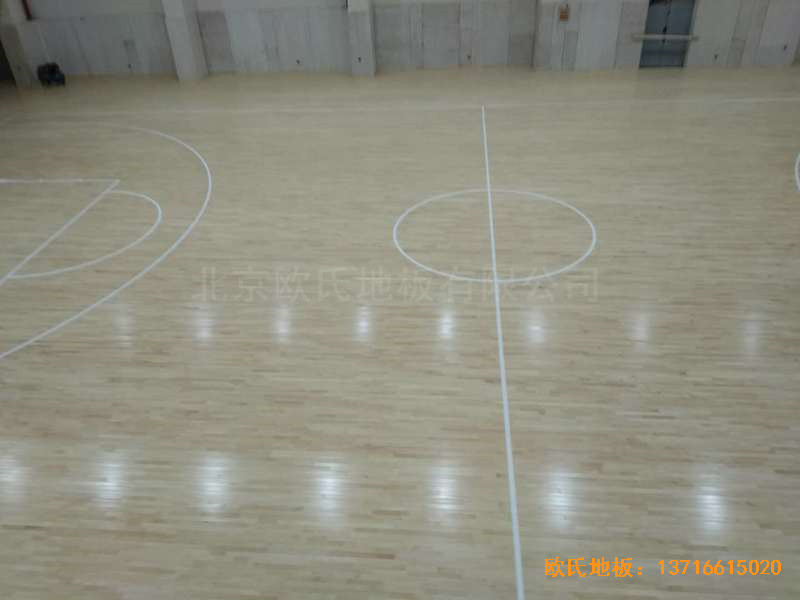 上海濱江文教區三樓籃球館體育木地板鋪設案例3