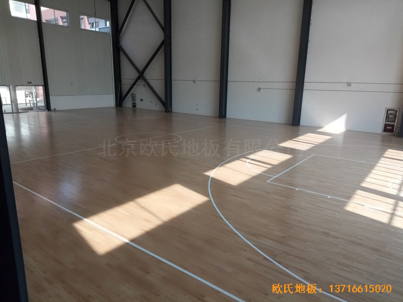 安徽太陽城小學體育館體育地板鋪設案例3