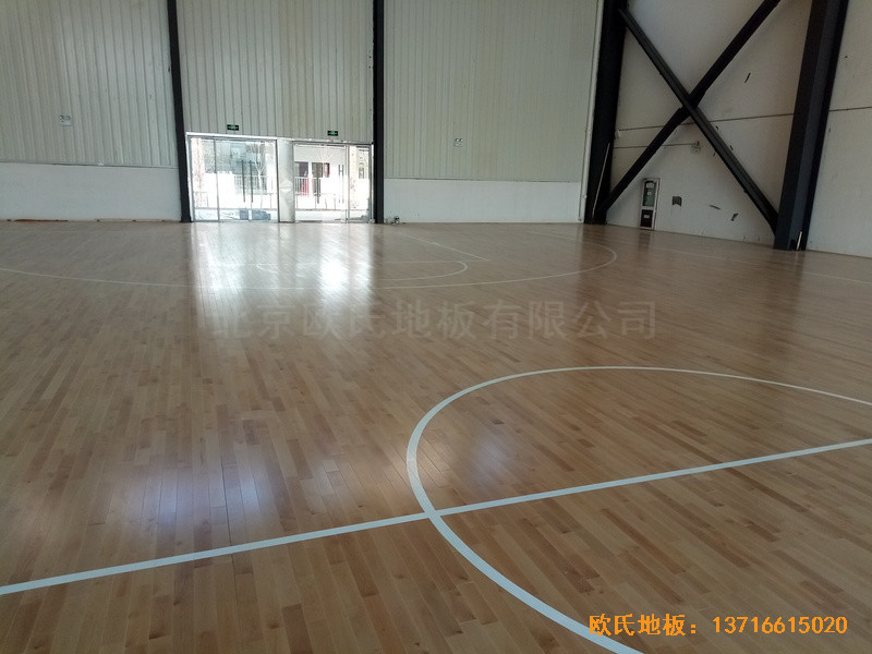 安徽太陽城小學體育館體育地板鋪設案例4