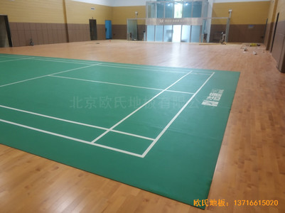 濰坊高密中國電網羽毛球館體育木地板安裝案例