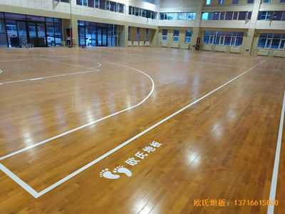 寧夏銀川試驗中學籃球館運動木地板安裝案例